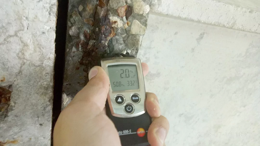Измерение влажности бетона в зоне разрушения
