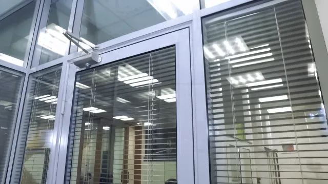 Обследование и строительная экспертиза стеклянных перегородок Обследование и строительная экспертиза стеклянных перегородок